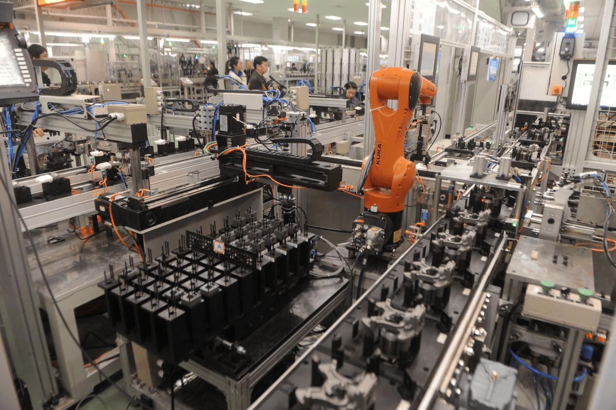 長(zhǎng)虹華意 國(guó)企改革三部曲下的涅盤重生，數(shù)字技術(shù)驅(qū)動(dòng)登頂全球第一